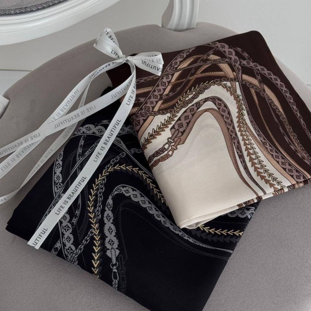 Louis Vuitton Monogram Multicolored Printed Silk Scarf‼️LAST ONE LEFT